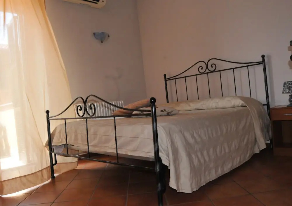 Superior Double room (full double bed)