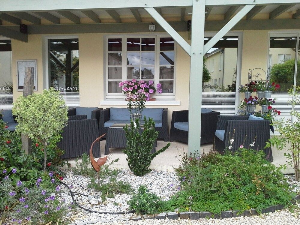 Hotel Restaurant L'Essille Logishotel Elegance - Général