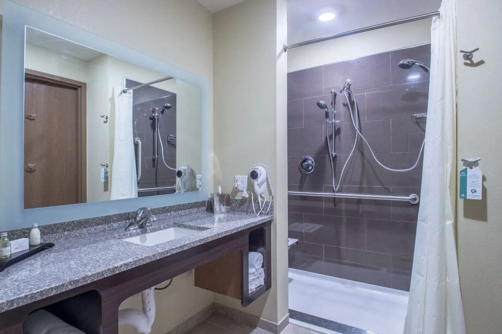Cobblestone Inn & Suites - St Marys - фото 8