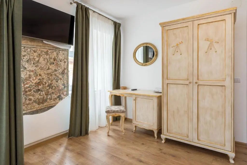 Luxury room
