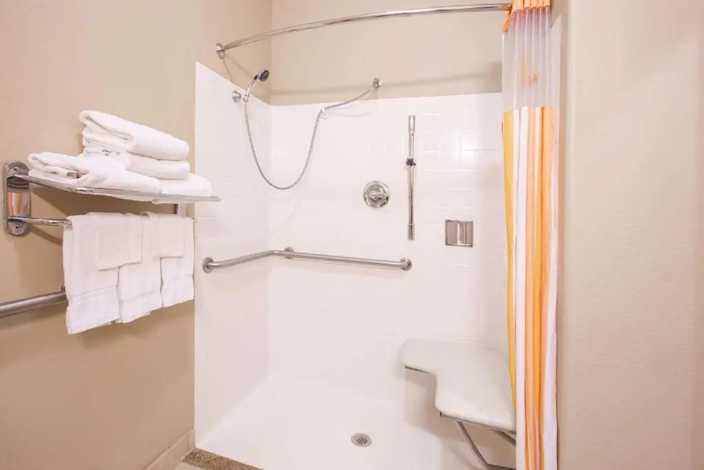 La Quinta Inn & Suites by Wyndham Bay City - Chambres