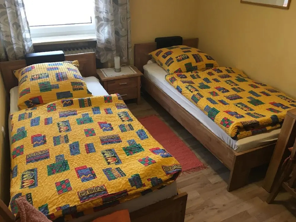 Standard Double room with balcony (full double bed)