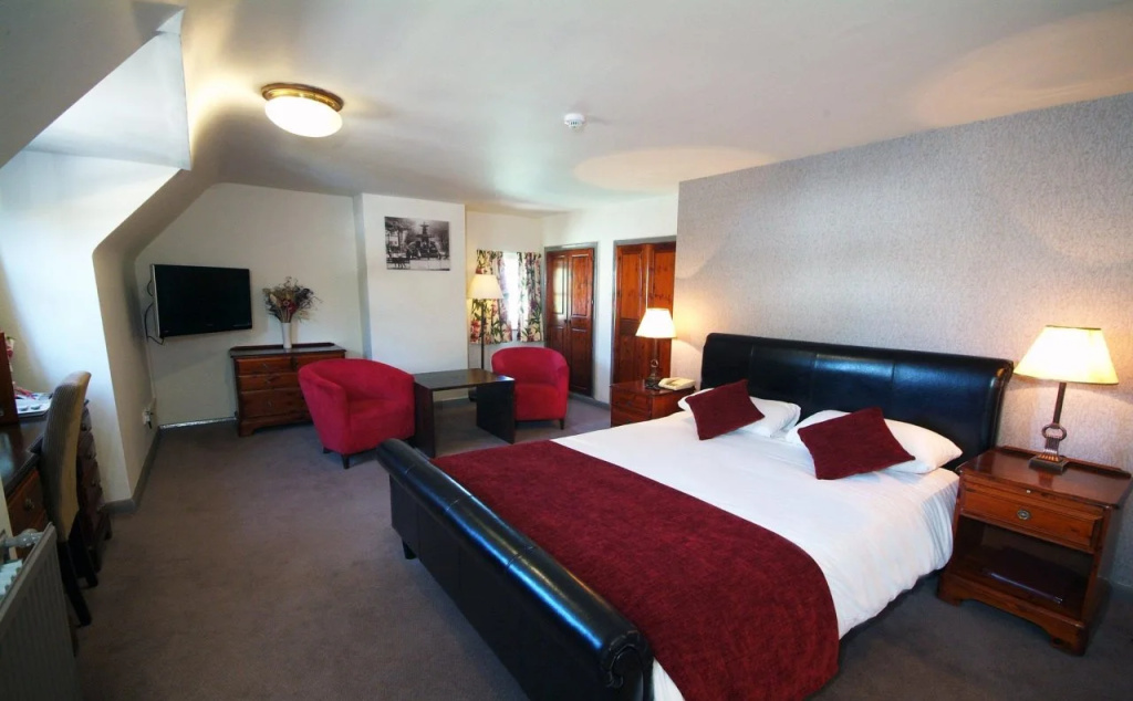 Castle Hotel