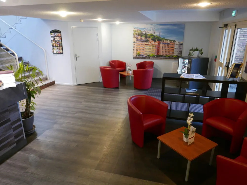 Best Hotel Lyon St Priest - Général