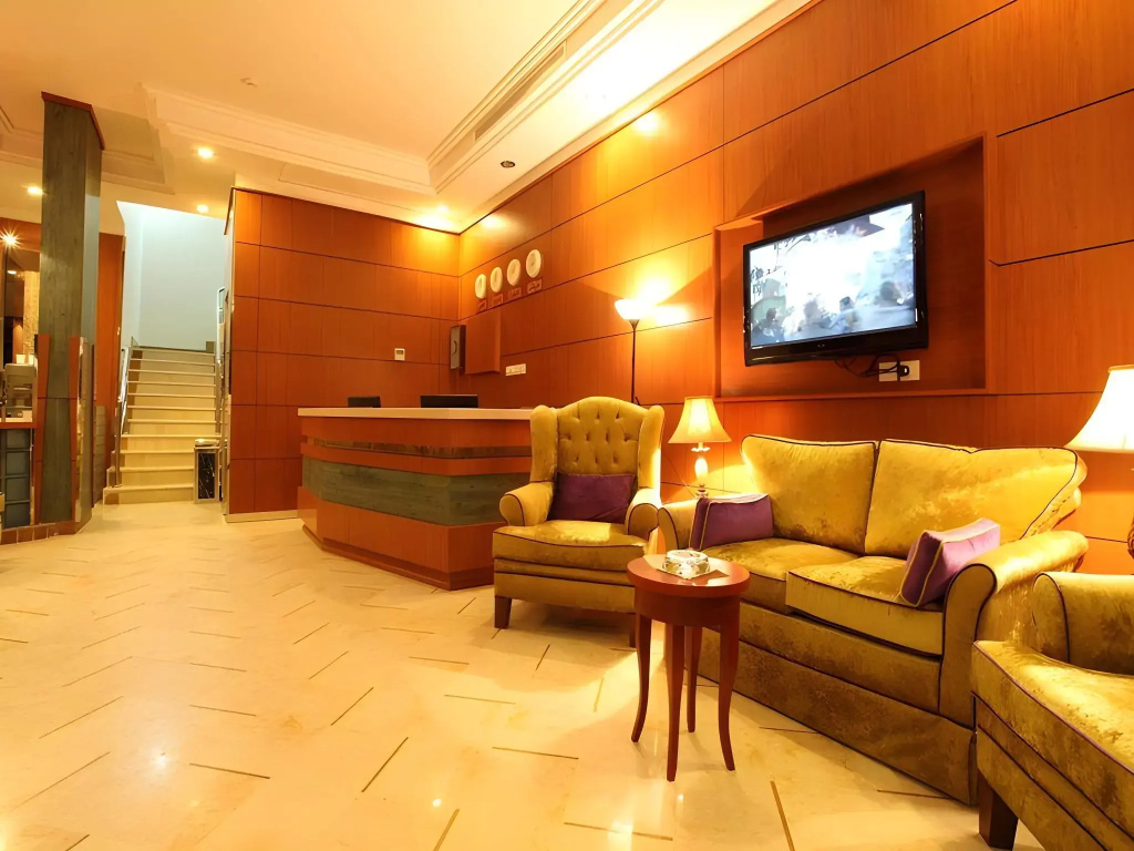 Hotel photo 12