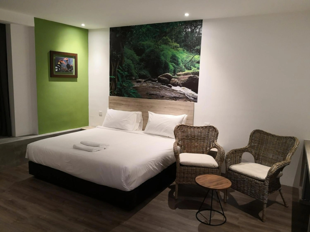 H Boutique Hotel Xplorer Loke Yew — фото