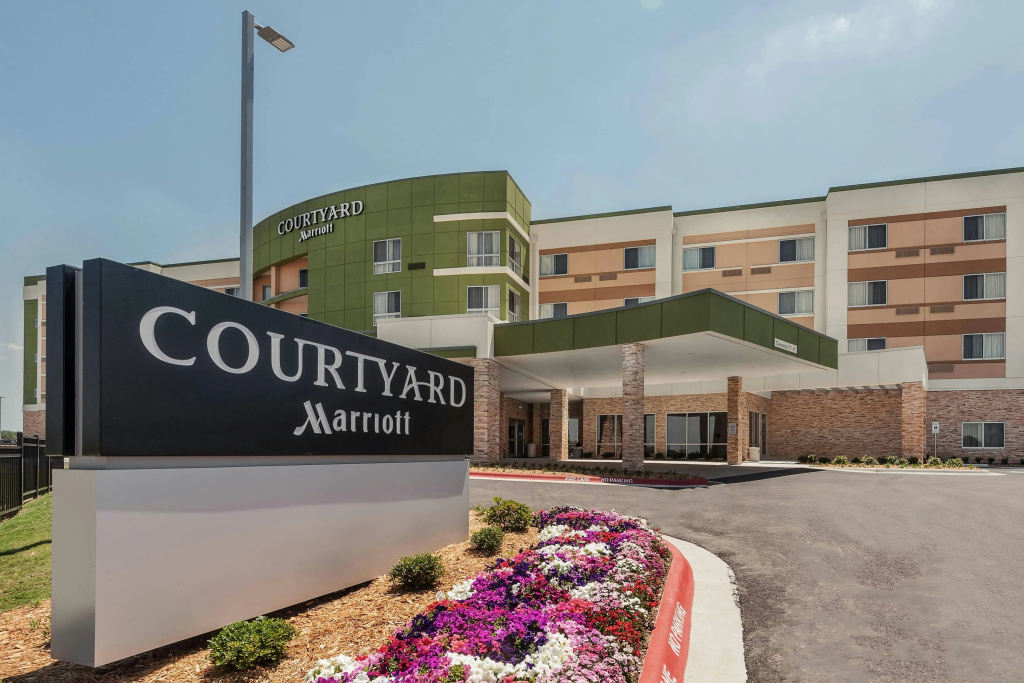 Courtyard Ardmore