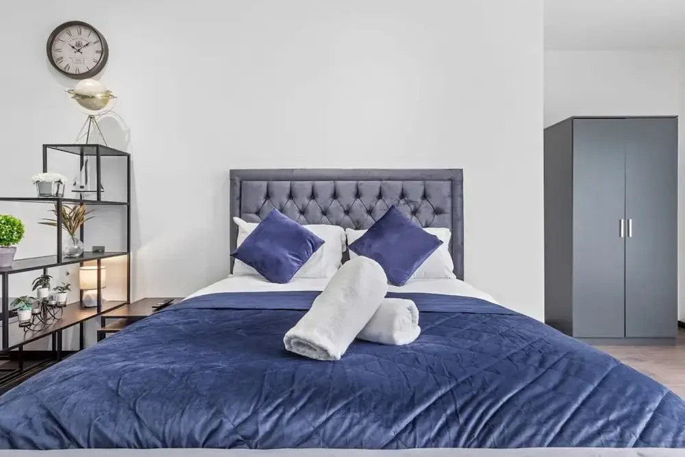 Modern Spacious Sleeps 4 Studio Golders Green — фото