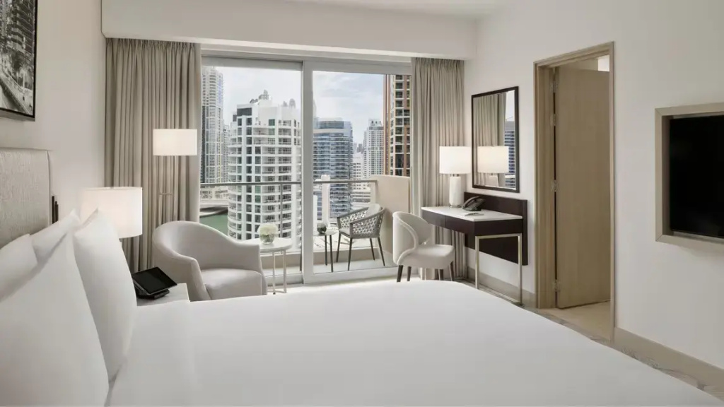 JW Marriott Hotel Marina  - Chambres