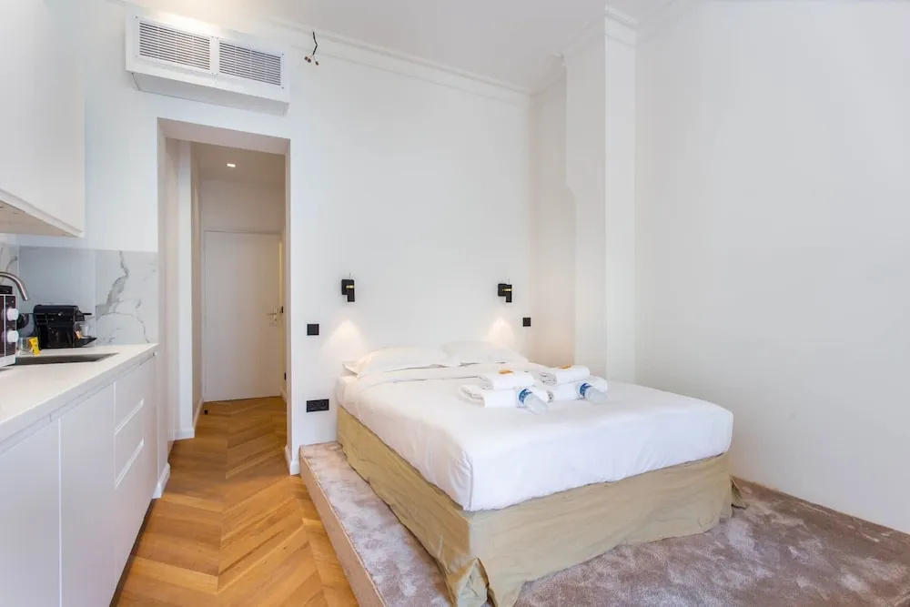 Voir la photo 1 — Cozy Studio Retreat in the Heart of Paris - Madeleine Opera