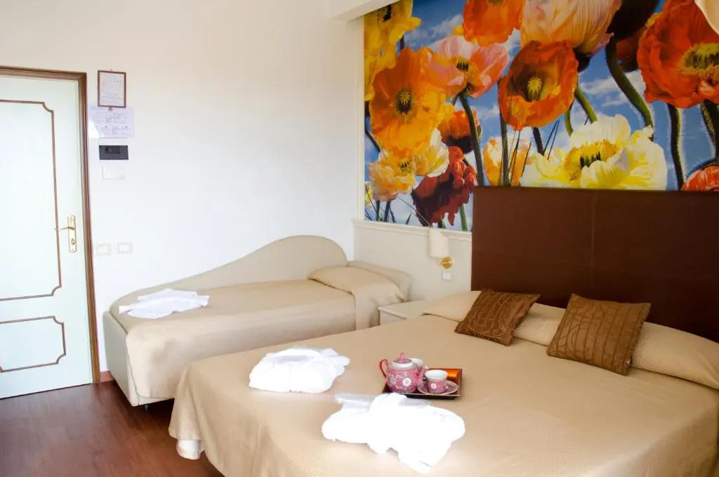 Hotel Apollo - Chambres
