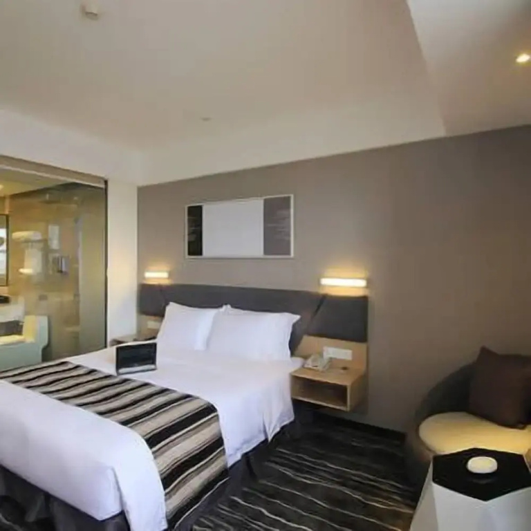 Comfort room