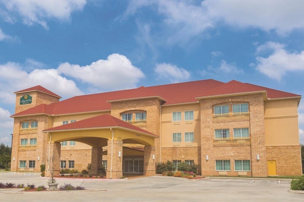 SummerHill inn & Suites image