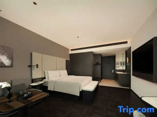 Superior Double room (full double bed)