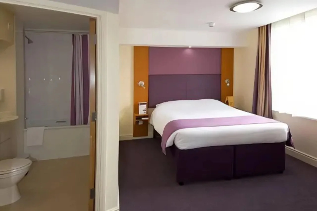 Premier Inn Horsham - фото 6
