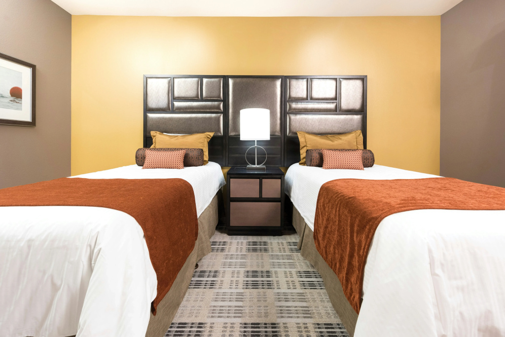 WorldMark McCall - Général