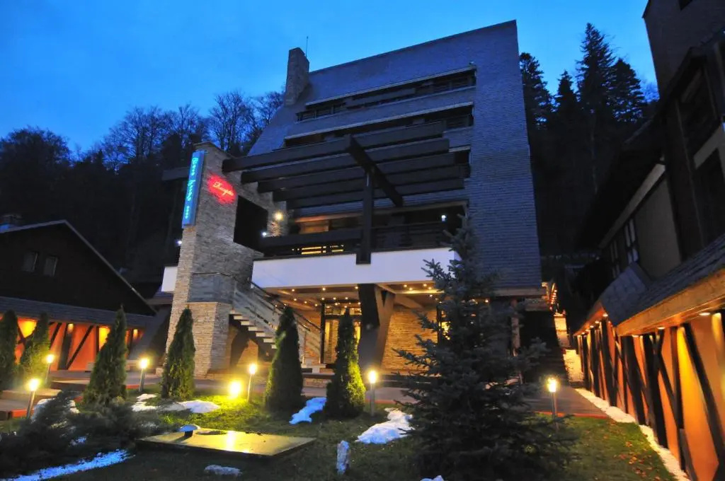 Hotel photo 1