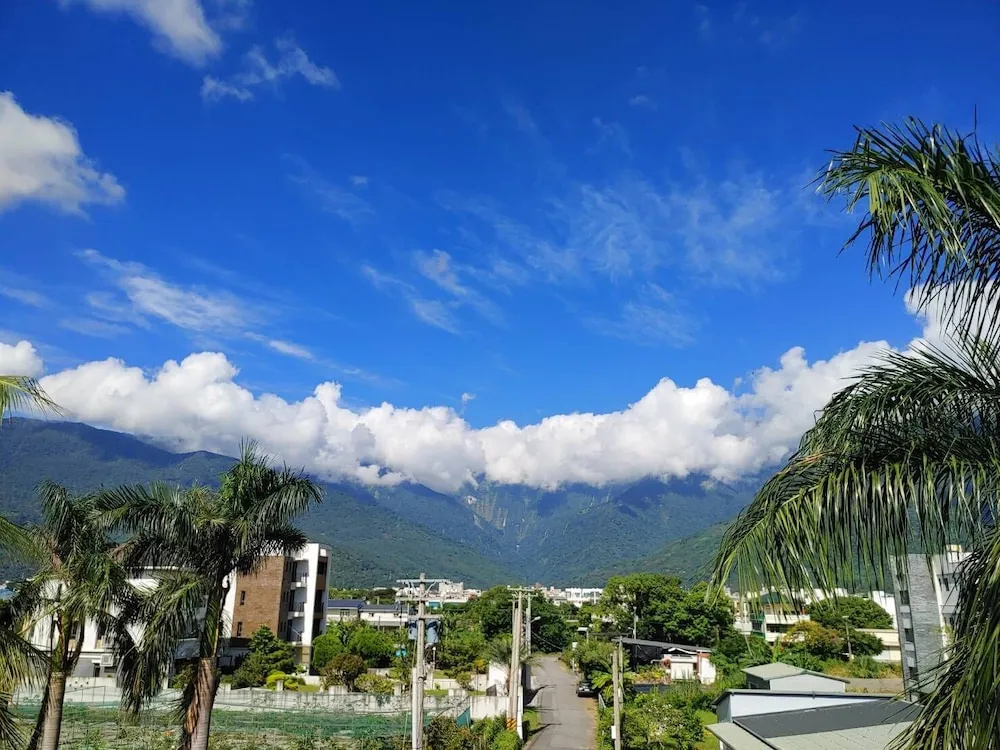 Standard Double room with balcony and with mountain view (full double bed)