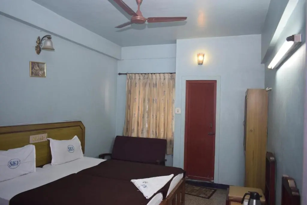 Standard Double room (full double bed)