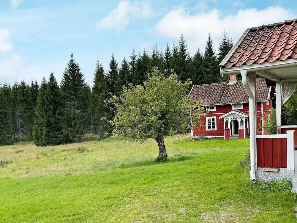 6 Person Holiday Home in Hjortkvarn-by Traum