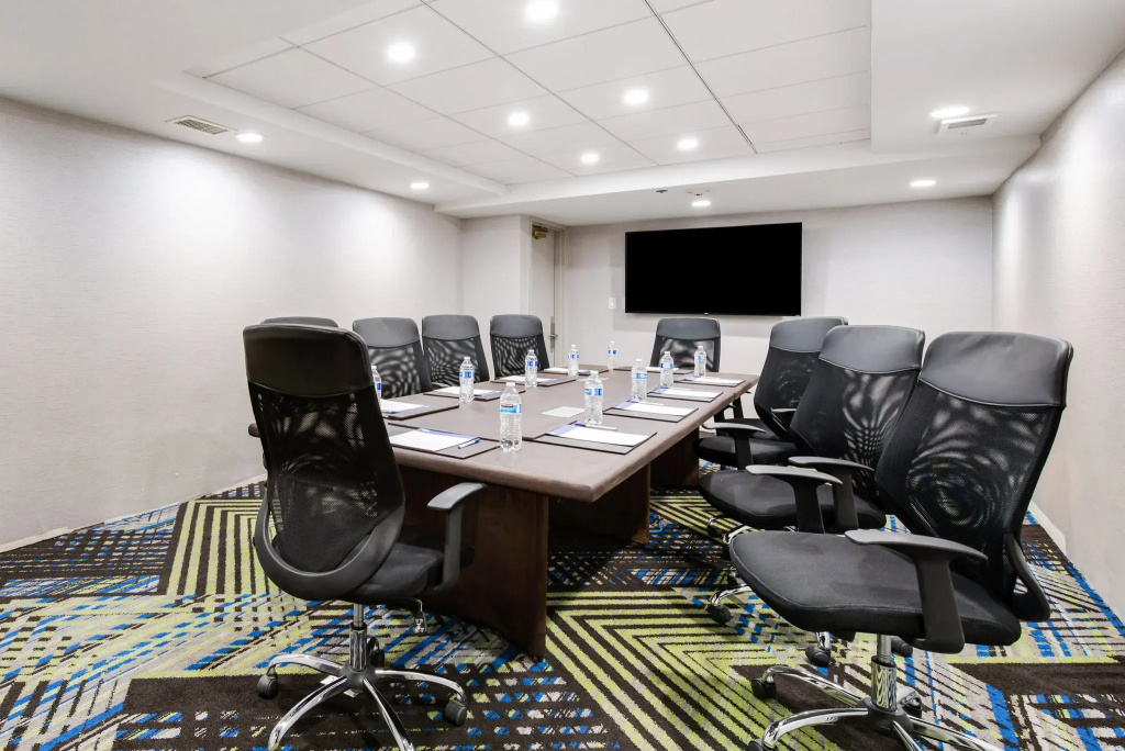 Holiday Inn Express Naperville by IHG - Général
