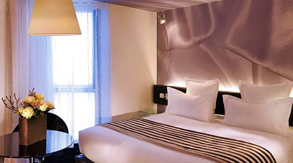 7 Eiffel Hotel 65