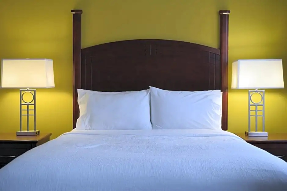 Staybridge Suites London by IHG - Chambres