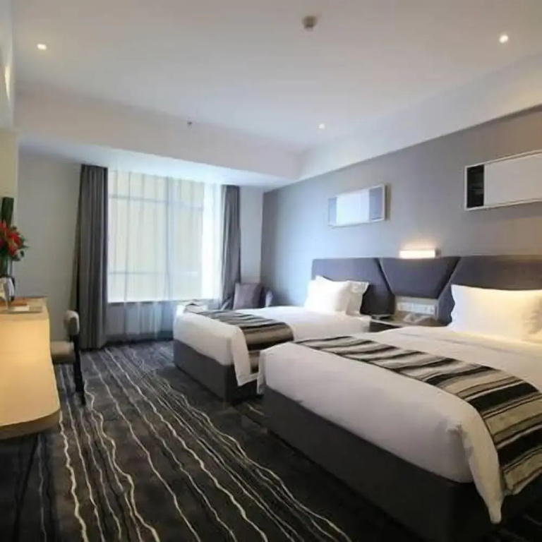 Classic Double room (full double bed)