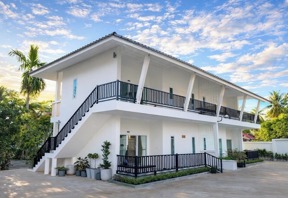 Labelle villa koh phangan