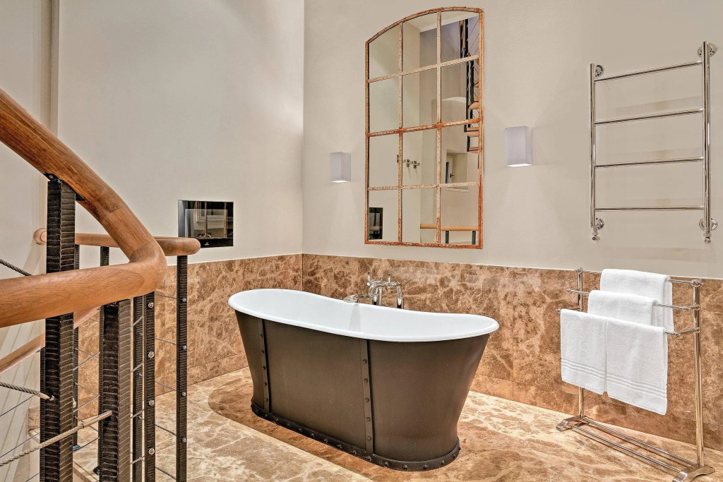 1 Bedroom Double Penthouse Suite with view (full double bed)