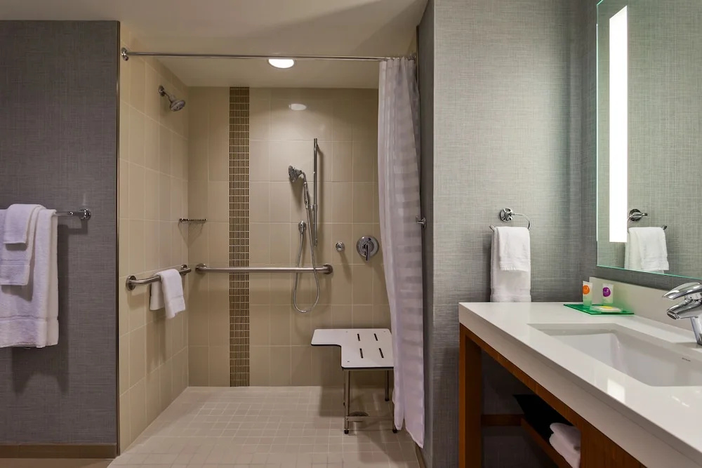 Hyatt Place Chicago/River North - Tap to explore photos