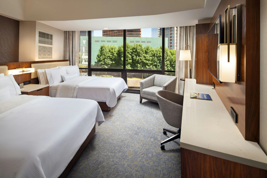 Отель The Westin Bonaventure Hotel and Suites, Los Angeles в Лос-Анджелесе