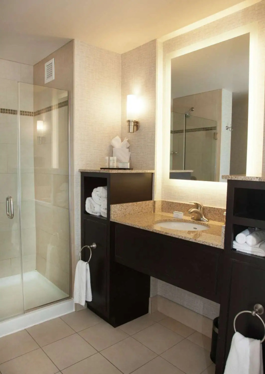 Embassy Suites Columbus-Airport - Chambres