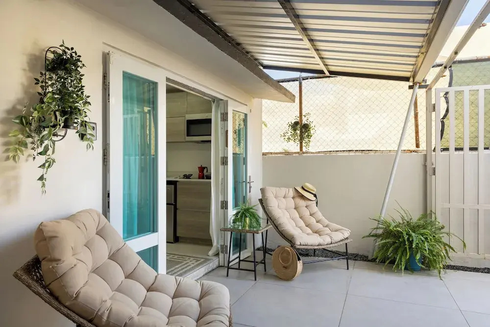 Ocean Park Studio Pool @ Riviera Villa