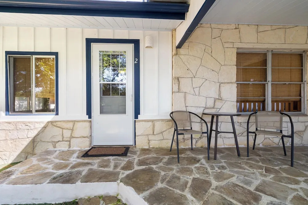 Waterlily Serenity | 2 Bedroom | Creekside