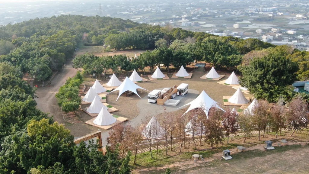 ALIVE Glamping Base - фото 4