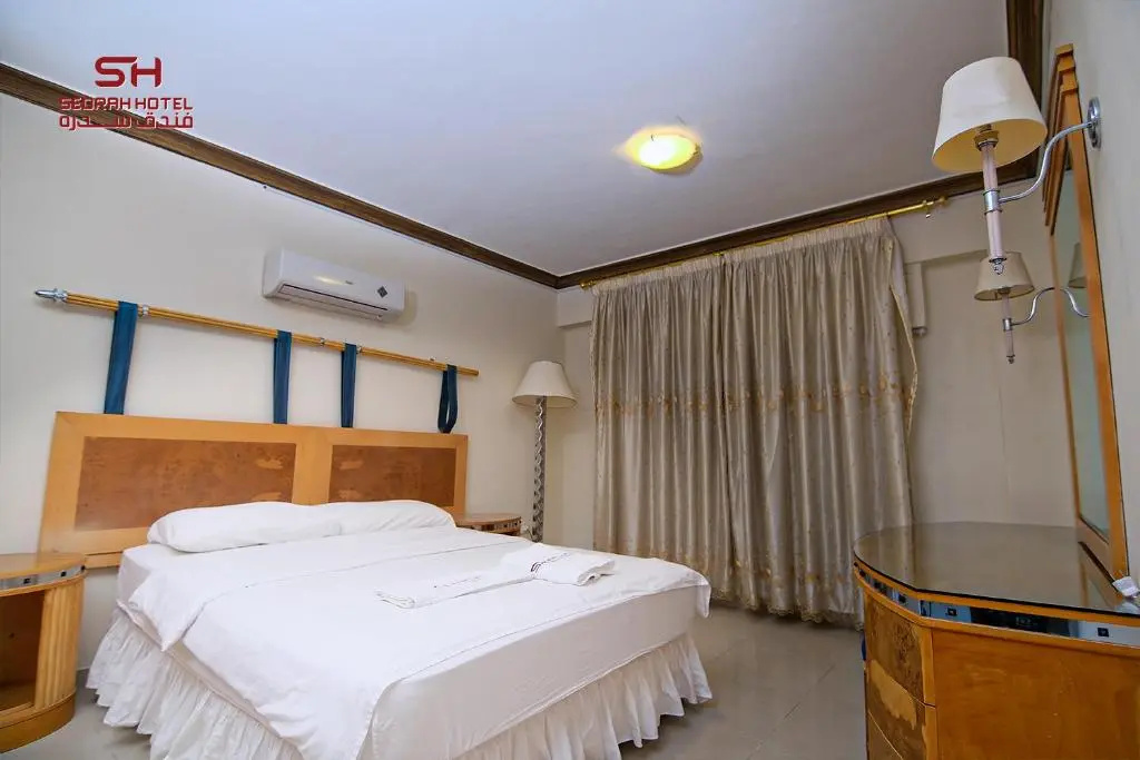 Economy room