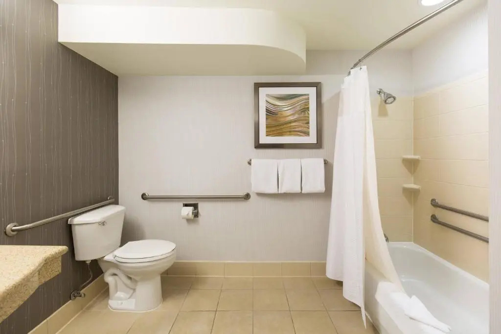 Courtyard by Marriott Ontario Rancho Cucamonga - Chambres