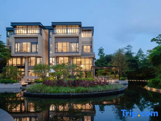 Hidden Lake Affordable Luxury Home