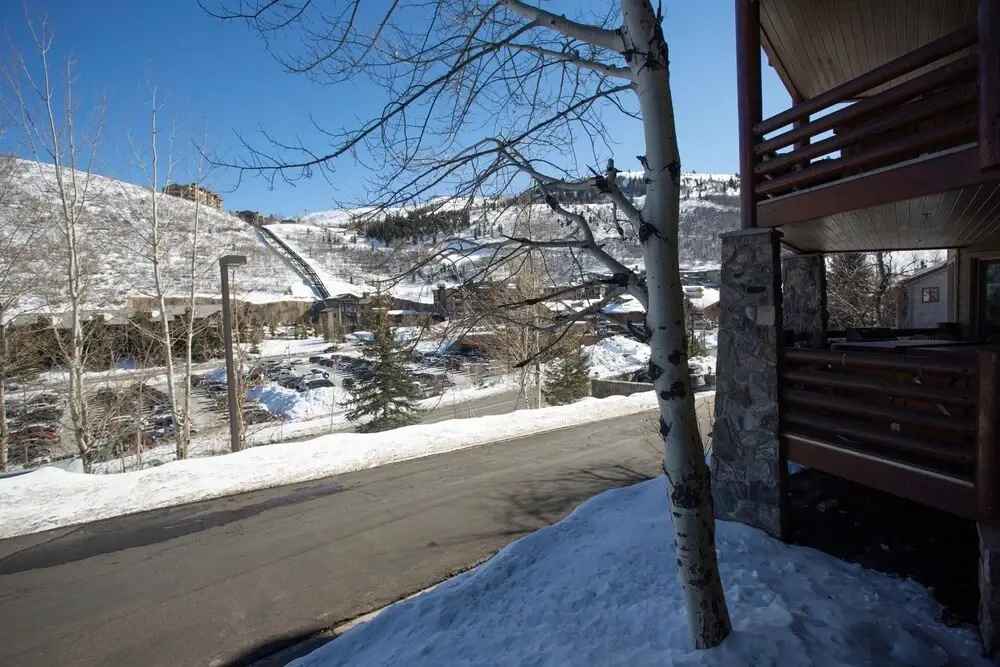 Trail's End Lodge at Deer Valley Resort - Two Bedroom Residence with Den and Spa #103 2 Condo