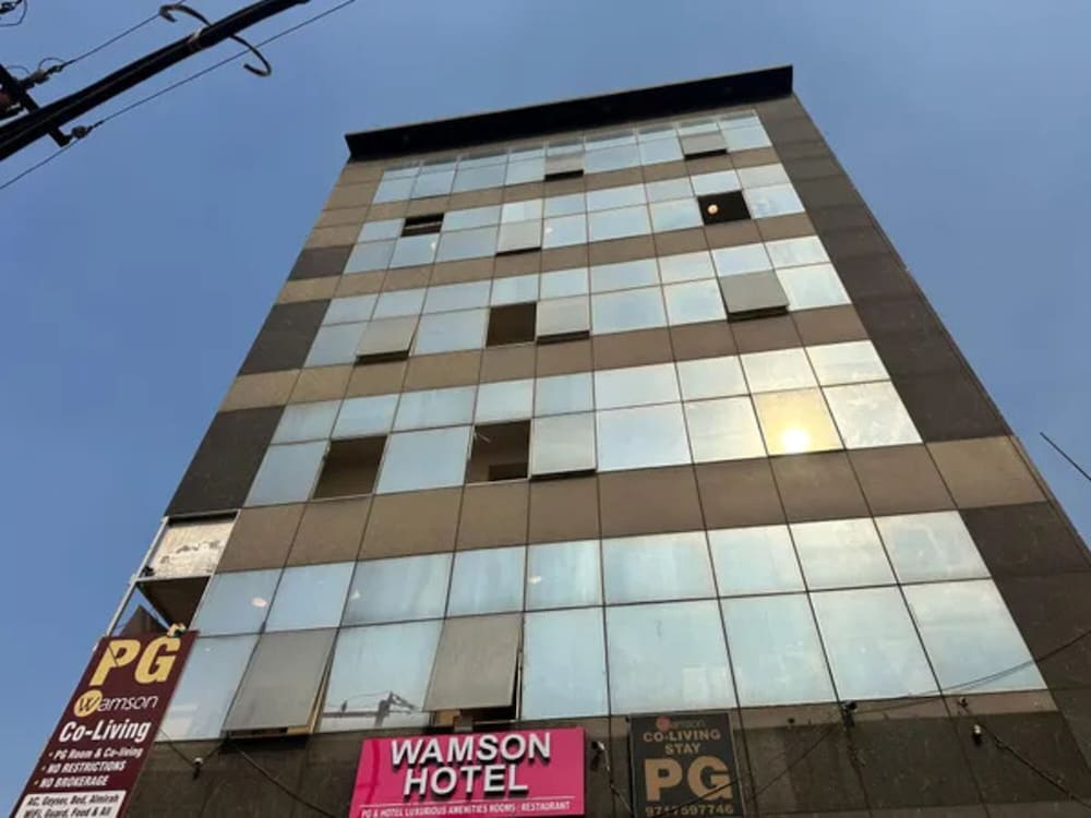 Fabhotel Wamson
