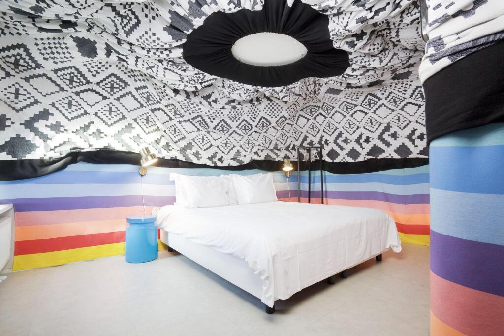 Hotel The Exchange by null