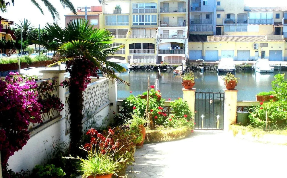 81-apartamento con Vistas Canal