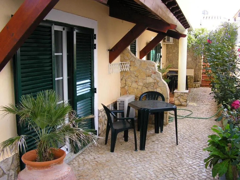 Standard Double room with garden view (twin beds)