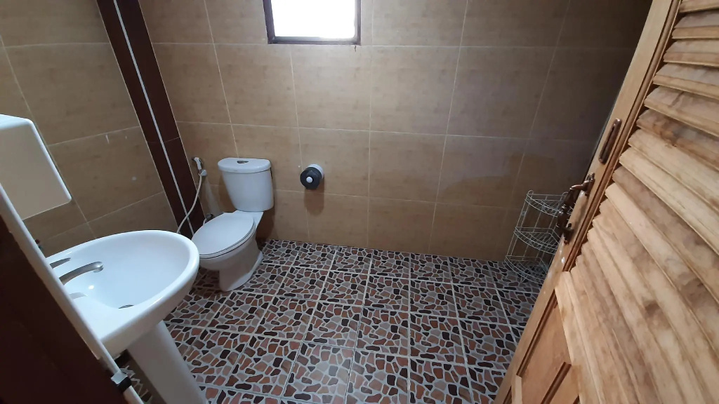 Deluxe Double room (full double bed)