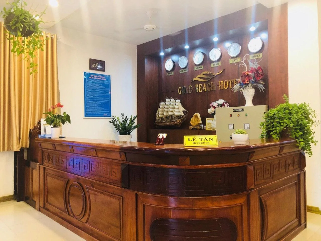 Lobby & Reception