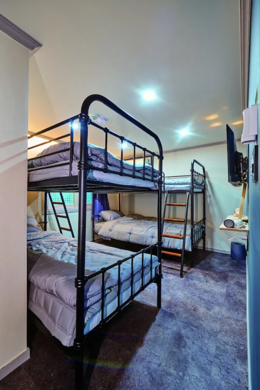Bed in Dorm (male dorm)