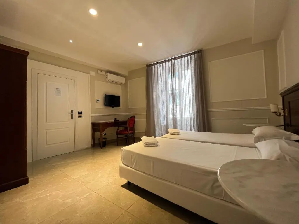 Napolit'amo Hotel Principe - Chambres