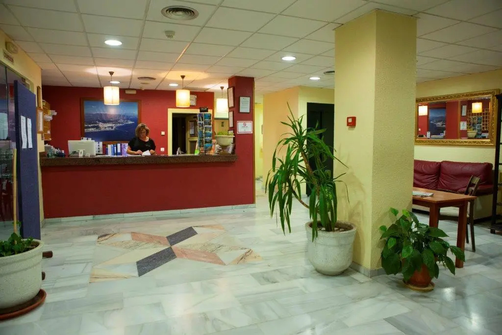 Lobby & Reception