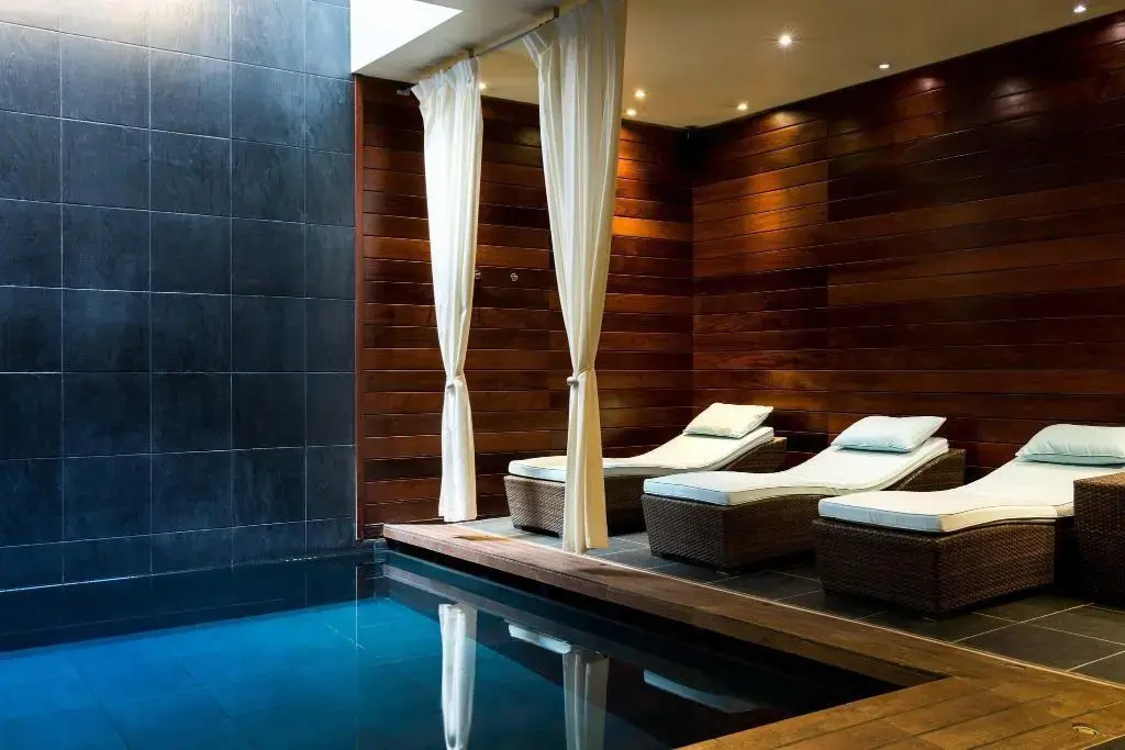Renaissance Paris Vendome Hotel 13